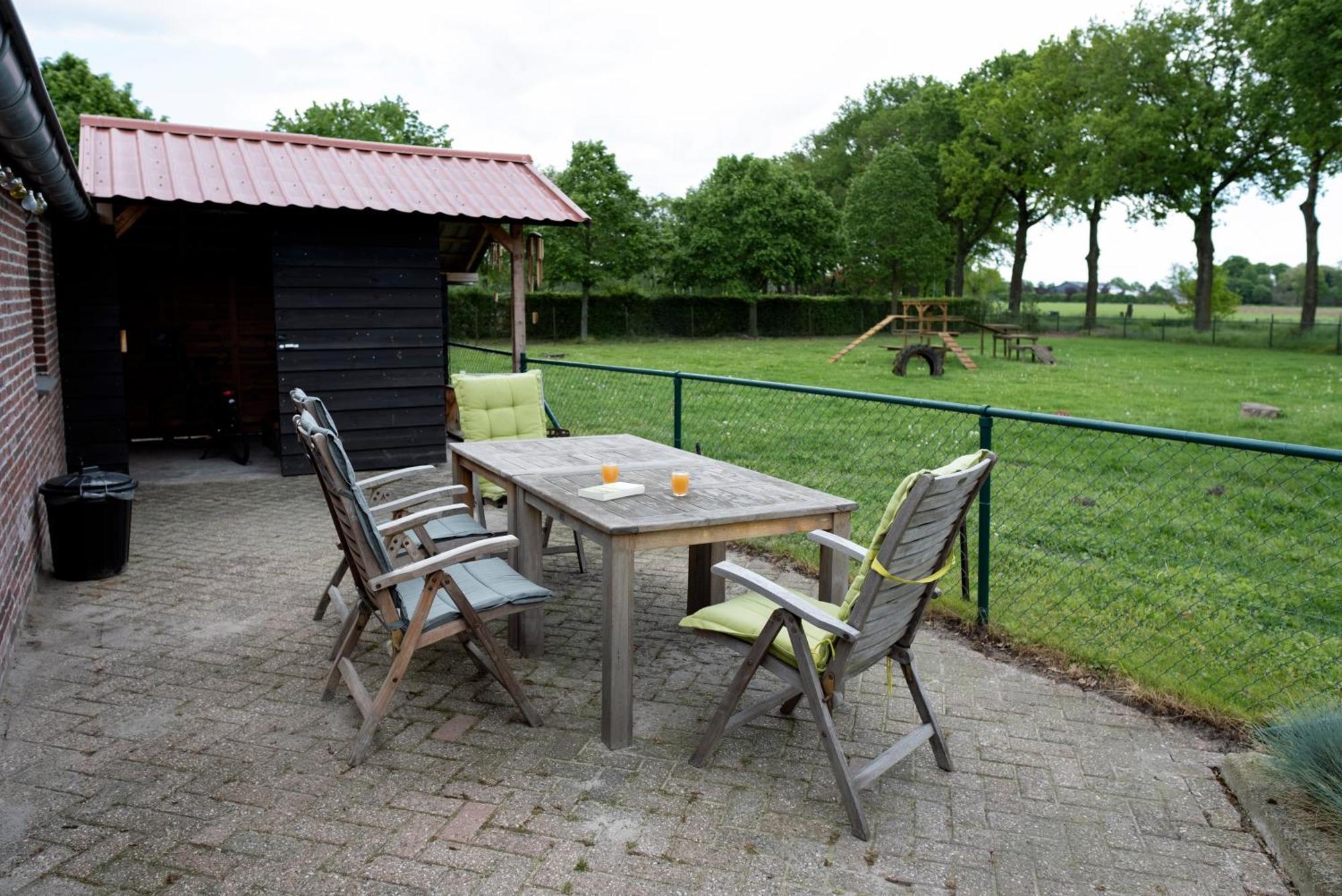 Op D'N Stolberg Bed & Breakfast Weert Exterior photo